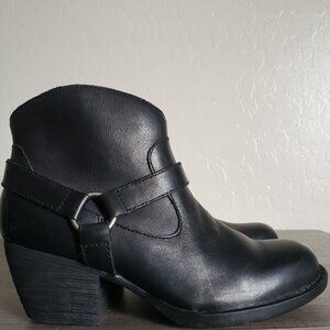 Born Carmel Harness Leather Heeled Ankle Bootie Black Sz 9.5 Moto Biker Western